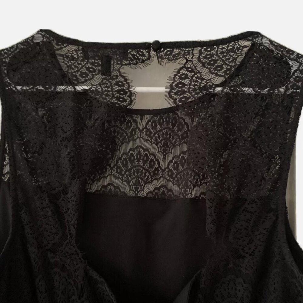 Black lace dress by Kensie Size 14 - Picture 6 of 6